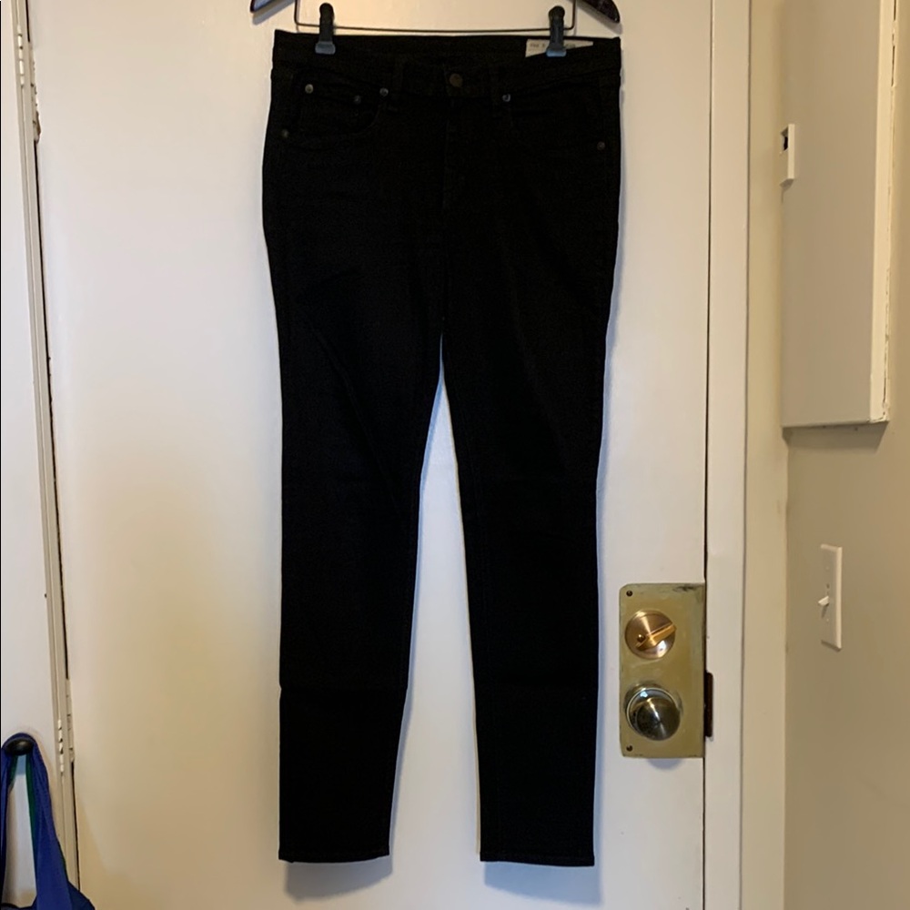 Rag & Bone Black Skinny Jeans Sleek Design